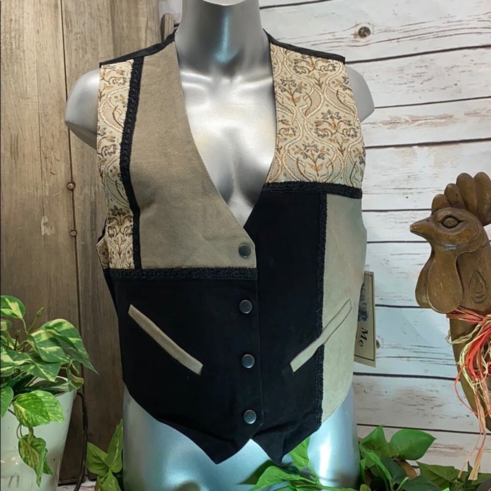 Katch Me Retro NWT BoHo Vintage Biker Cowboy Rancher Suede Leather Vest L Q